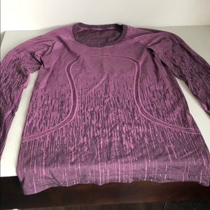 Lululemon size 8 long sleeved swiftly shirt